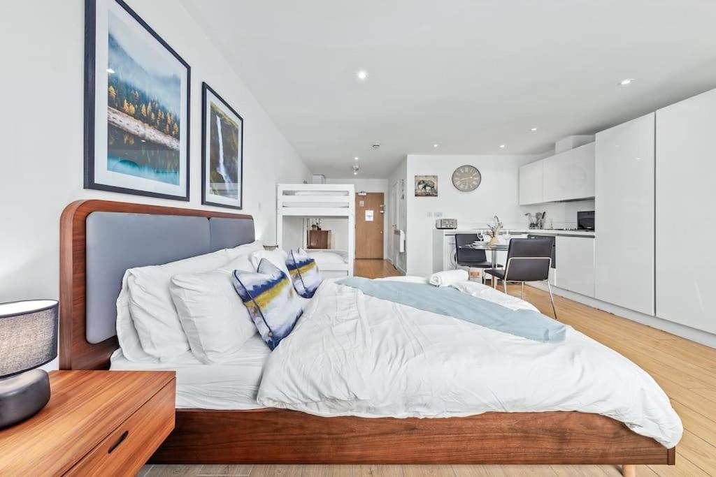 Spacious And Delightful Sleep 5 Piccadilly Vrc London Eksteriør bilde